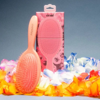 Baecation - Coral Detangle Brush