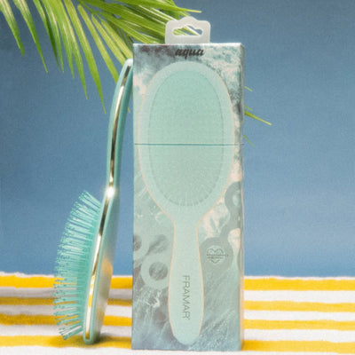 Baecation - Aqua Detangle Brush