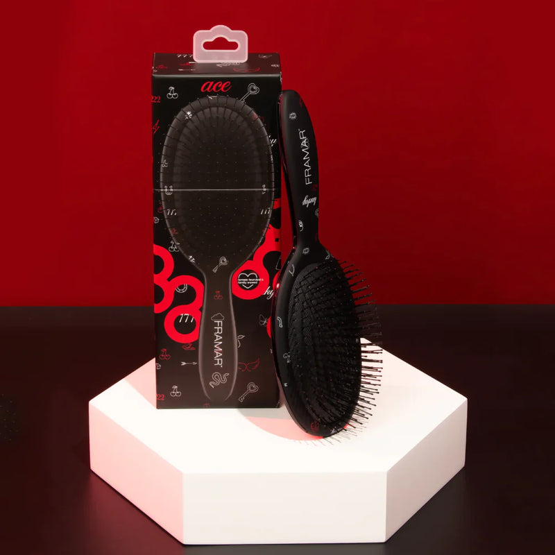 Ace - Detangle Brush