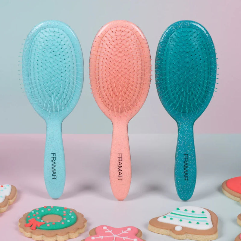 Cookie Cutter - 9pc Detangle Brush Display