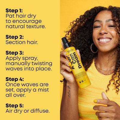 A Curl Can Dream Scrunch N' Go Defining Spray For Waves and Curls